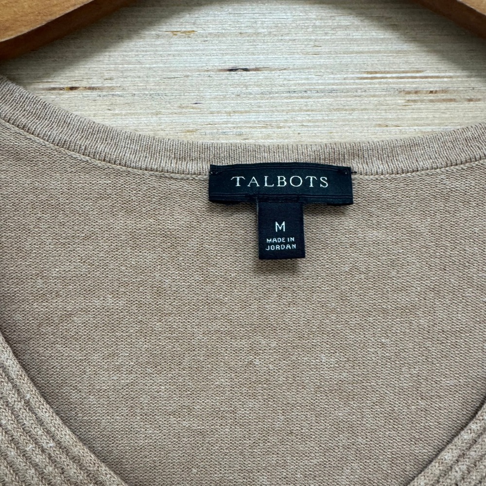 Talbots Mens V-Neck Sweater Camel Tan Ribbed Chevron Detail Long Sleeve Size M - Picture 2 of 5